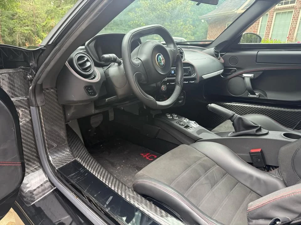 2016 Alfa Romeo 4C - Image 19 of 20