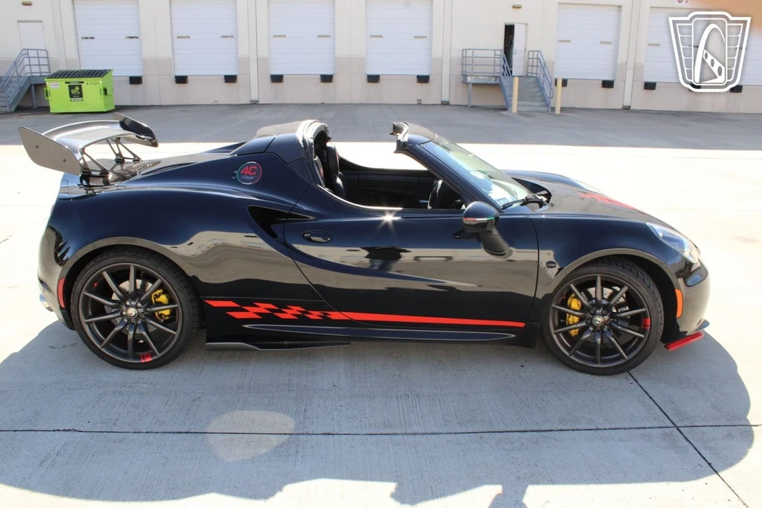 2016 Alfa Romeo 4C Spider - Image 5 of 12