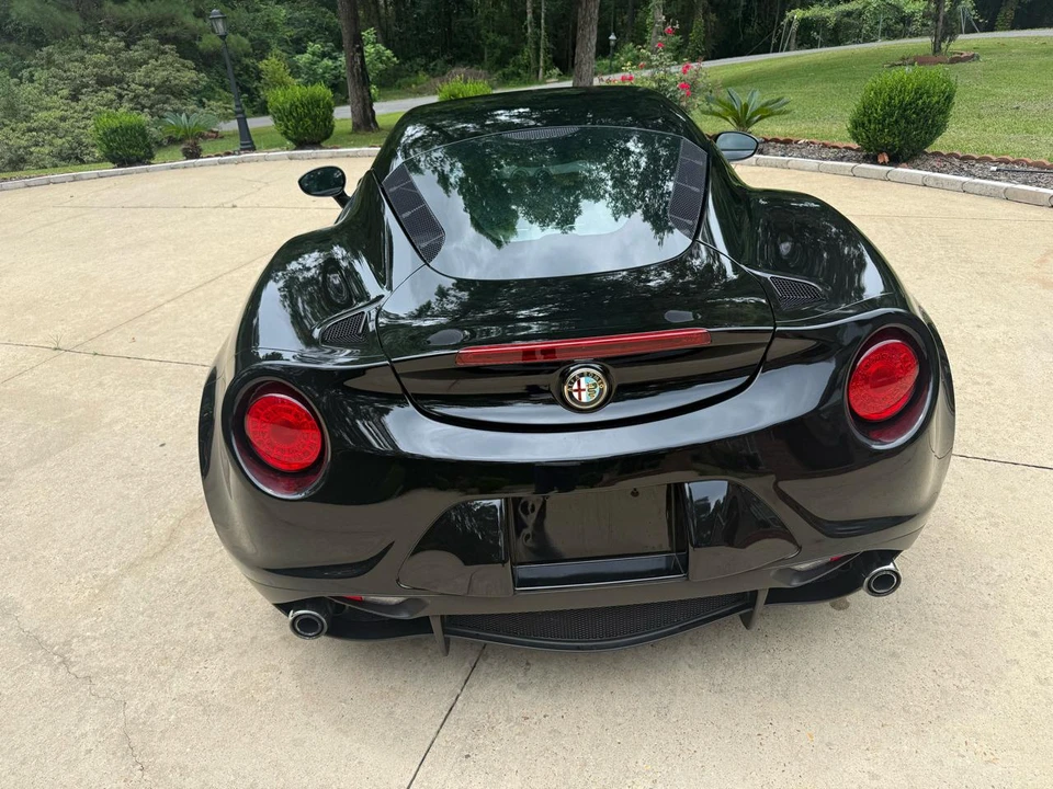 2016 Alfa Romeo 4C Coupe - Image 8 of 31
