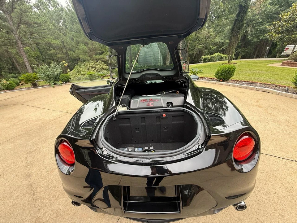 2016 Alfa Romeo 4C Coupe - Image 31 of 31