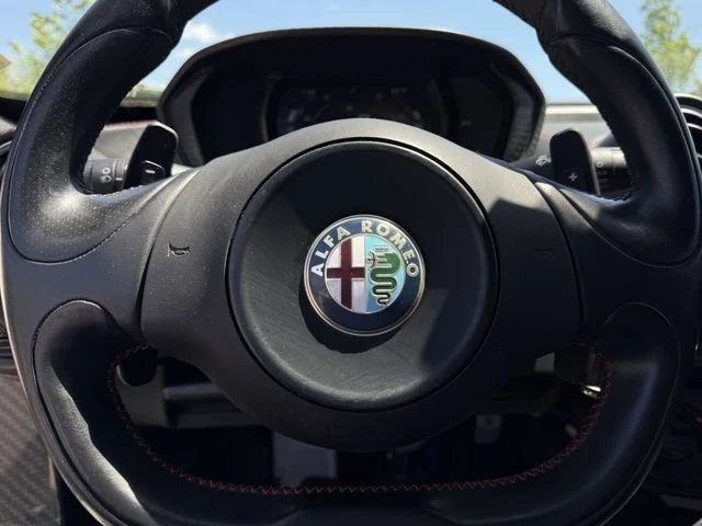 2016 Alfa Romeo 4C - Image 12 of 17