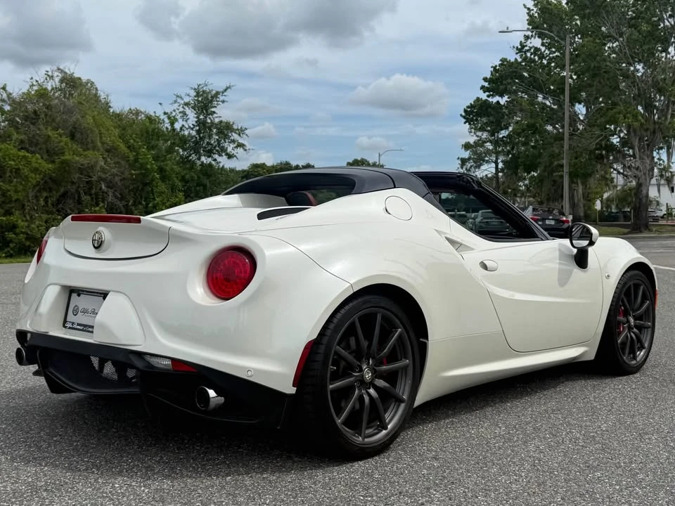 2016 Alfa Romeo 4C Coupe - Image 6 of 16