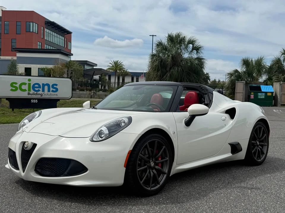 2016 Alfa Romeo 4C Coupe - Image 3 of 16