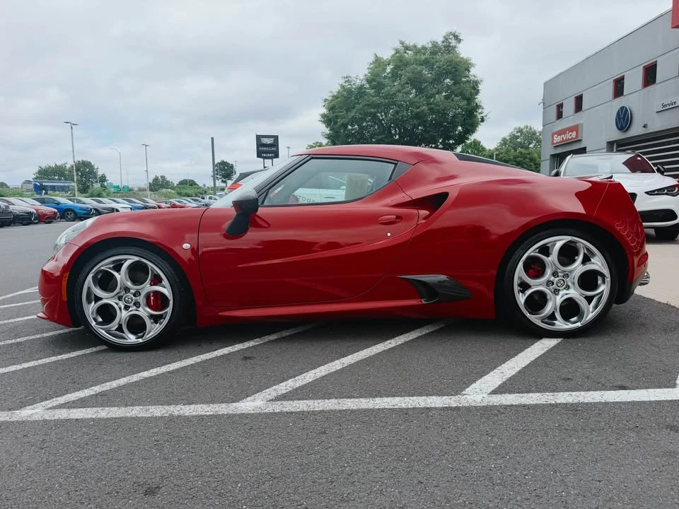2016 Alfa Romeo 4C Coupe - Image 2 of 9