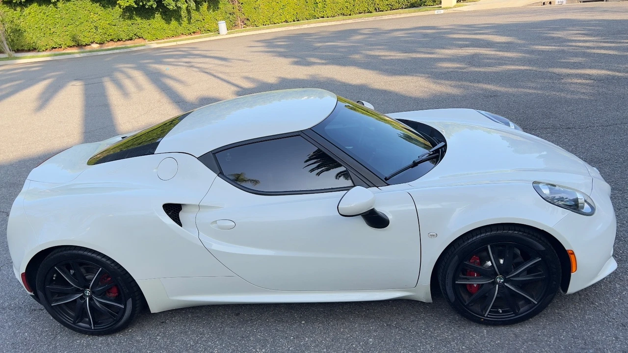 2016 Alfa Romeo 4C Coupe - Image 10 of 21
