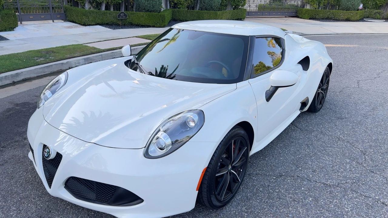 2016 Alfa Romeo 4C Coupe - Image 6 of 21
