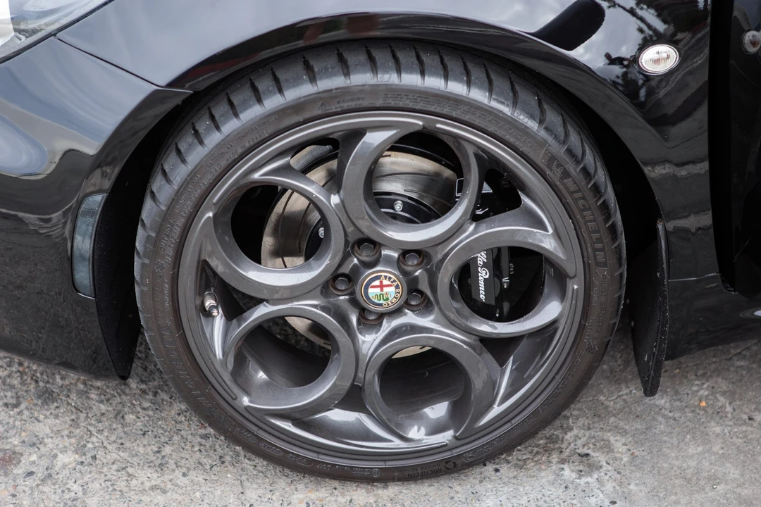 2016 Alfa Romeo 4C Coupe - Image 21 of 31