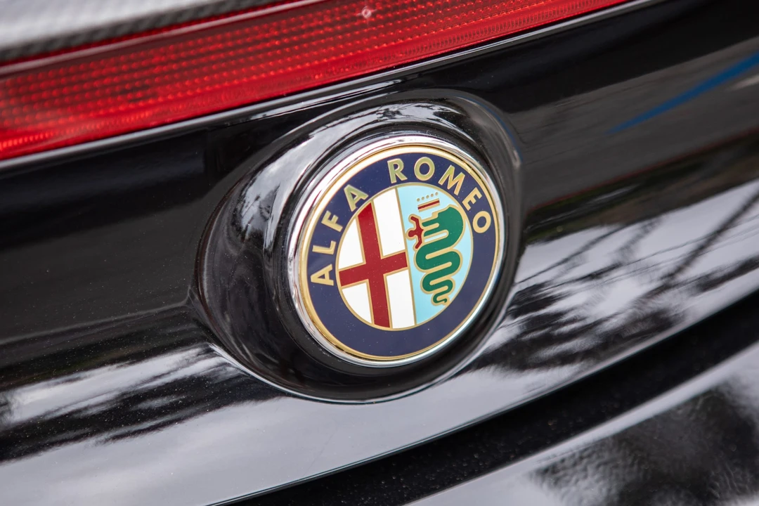 2016 Alfa Romeo 4C Coupe - Image 17 of 31
