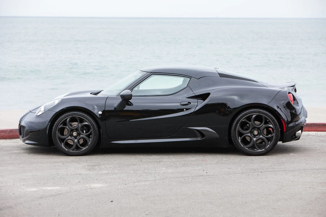 2016 Alfa Romeo 4C Coupe - Image 8 of 31