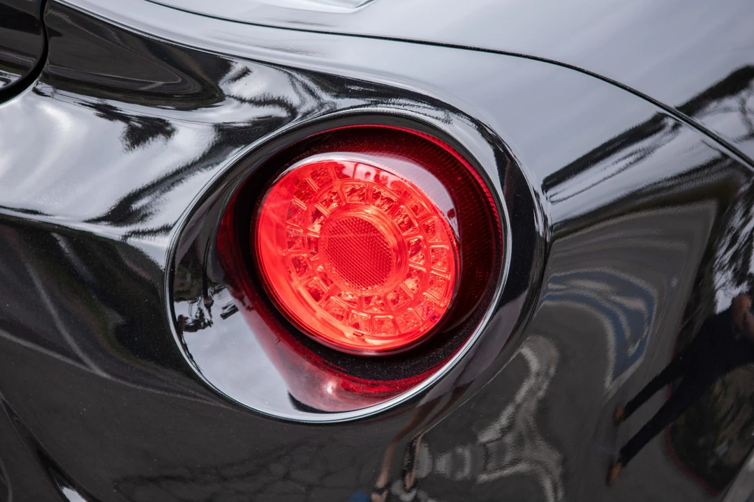 2016 Alfa Romeo 4C Coupe - Image 12 of 31
