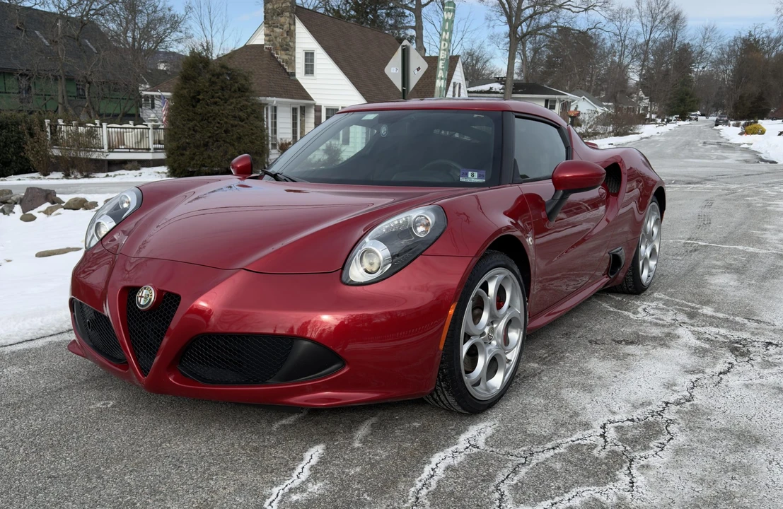 2016 Alfa Romeo 4C Coupe - Image 2 of 31