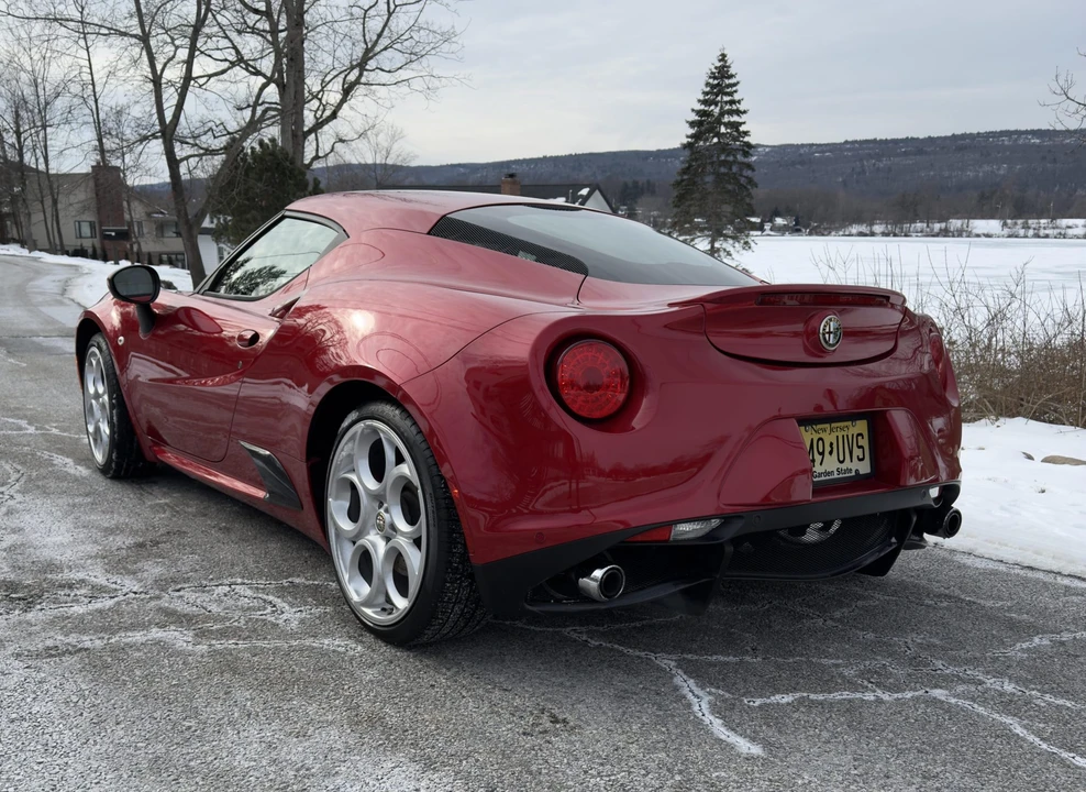 2016 Alfa Romeo 4C Coupe - Image 5 of 31
