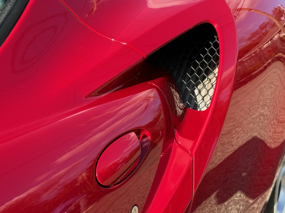 2016 Alfa Romeo 4C Coupe - Image 24 of 31