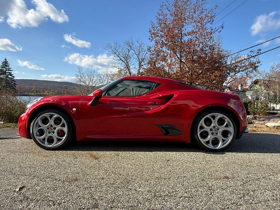 2016 Alfa Romeo 4C Coupe - Image 6 of 31