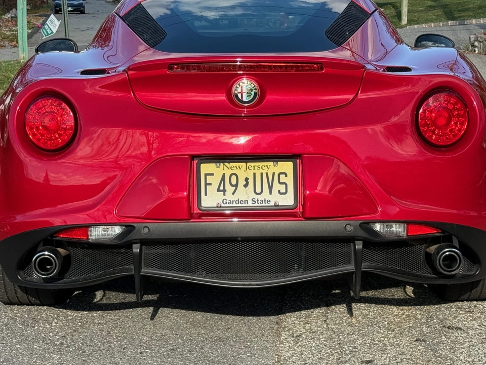 2016 Alfa Romeo 4C Coupe - Image 11 of 31