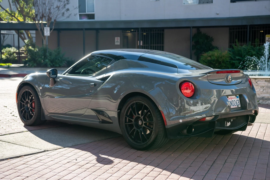 2016 Alfa Romeo 4C Coupe - Image 8 of 31