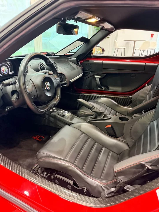 2016 Alfa Romeo 4C - Image 7 of 15