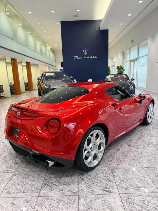 2016 Alfa Romeo 4C - Image 3 of 15
