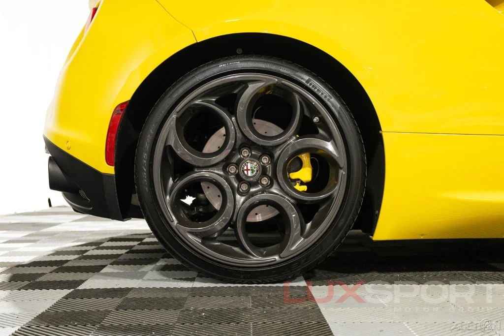 2016 Alfa Romeo 4C Spider - Image 15 of 24