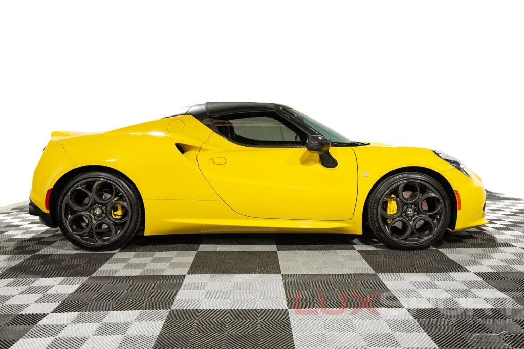 2016 Alfa Romeo 4C Spider - Image 14 of 24