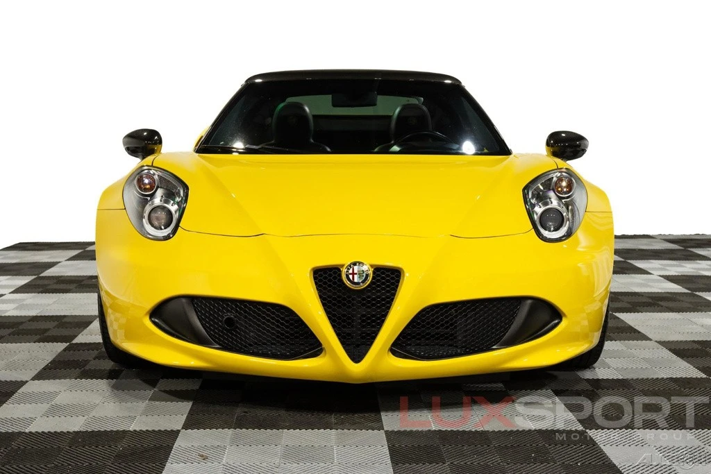 2016 Alfa Romeo 4C Spider - Image 5 of 24