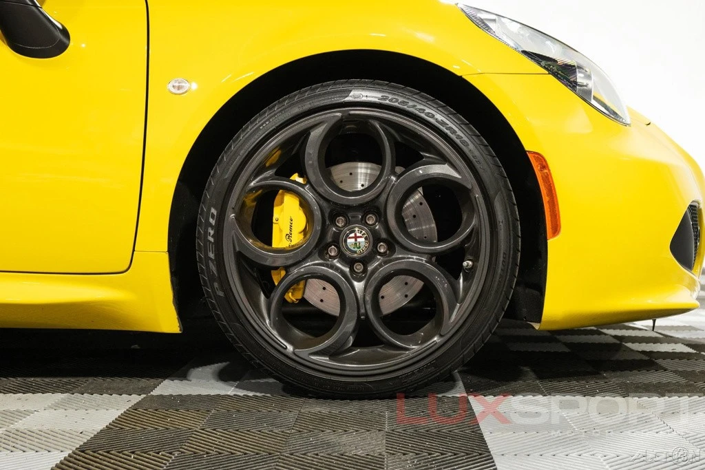 2016 Alfa Romeo 4C Spider - Image 16 of 24
