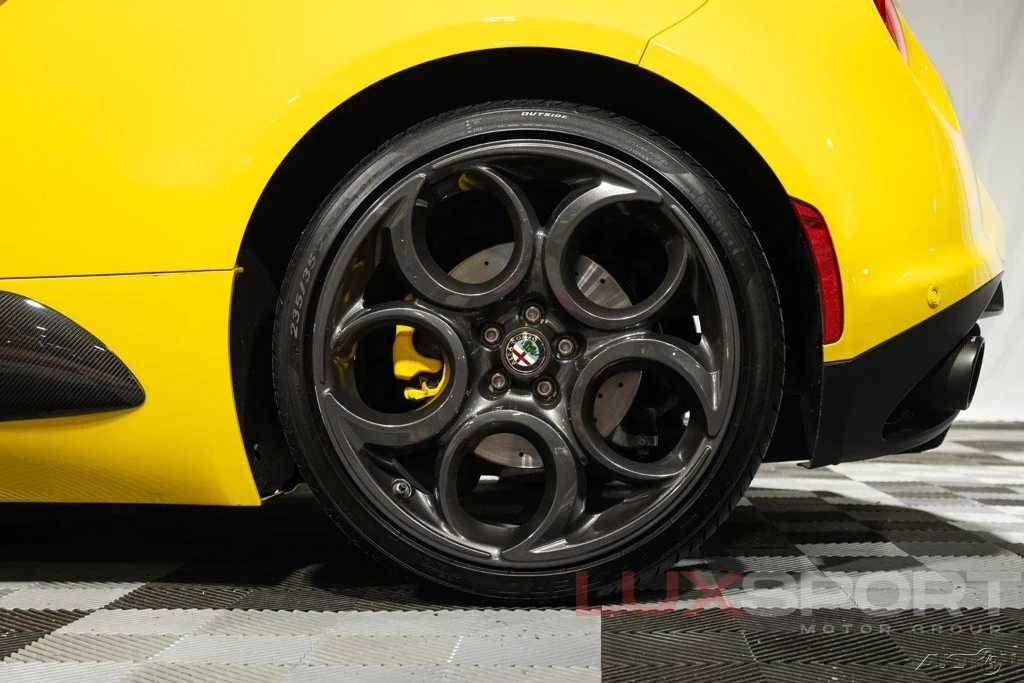 2016 Alfa Romeo 4C Spider - Image 13 of 24