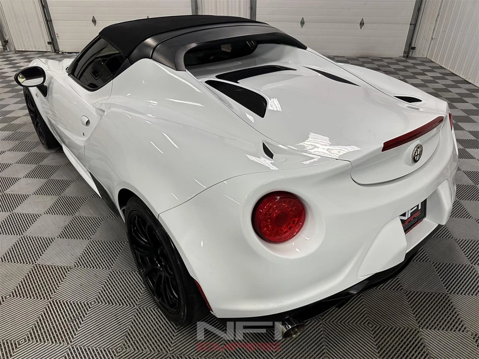 2016 Alfa Romeo 4C Spider - Image 19 of 31