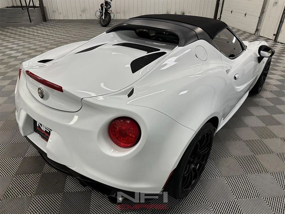 2016 Alfa Romeo 4C Spider - Image 15 of 31