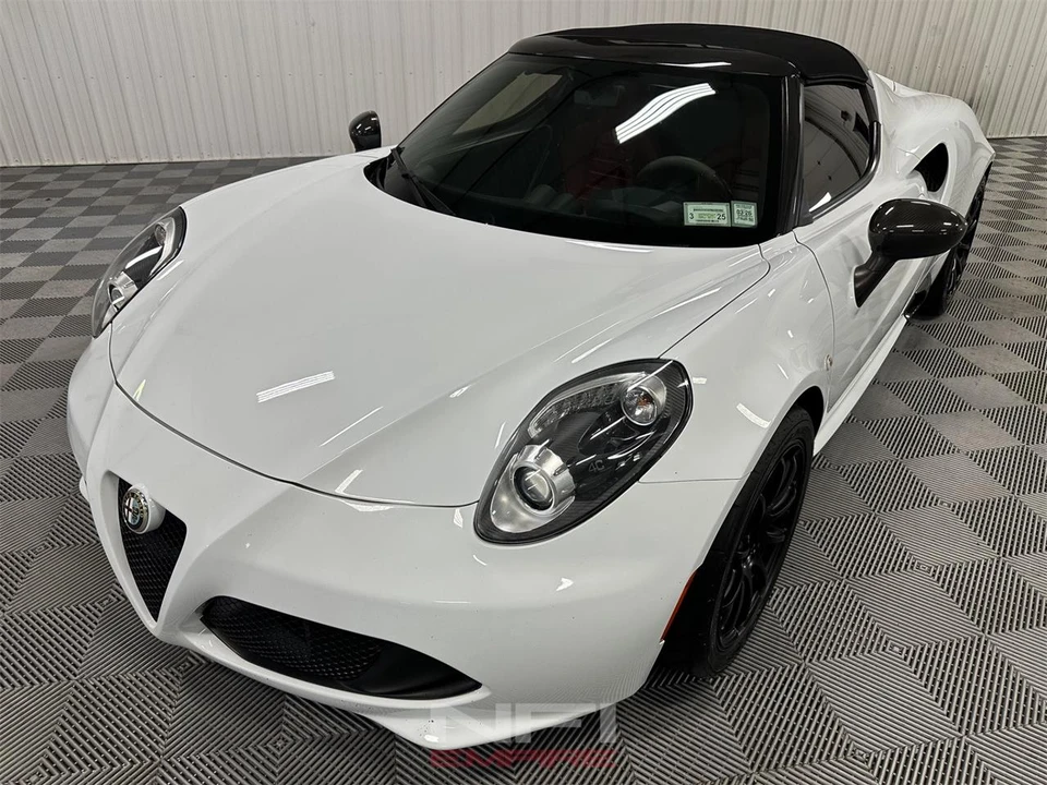 2016 Alfa Romeo 4C Spider - Image 6 of 31