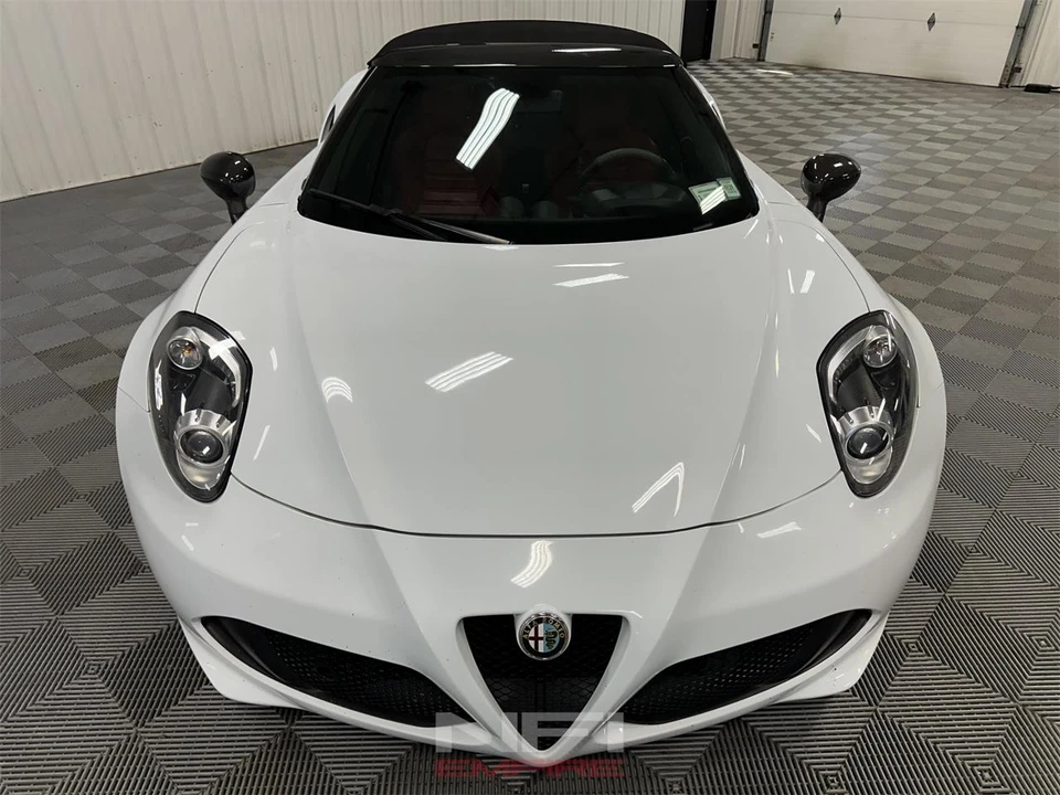 2016 Alfa Romeo 4C Spider - Image 8 of 31