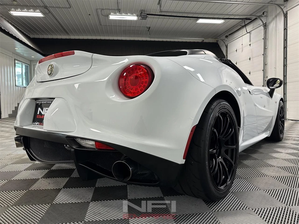 2016 Alfa Romeo 4C Spider - Image 28 of 31