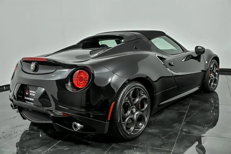 2016 Alfa Romeo 4C Spider - Image 9 of 30