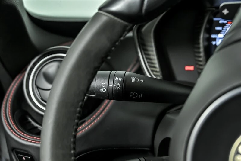 2016 Alfa Romeo 4C Spider - Image 21 of 30