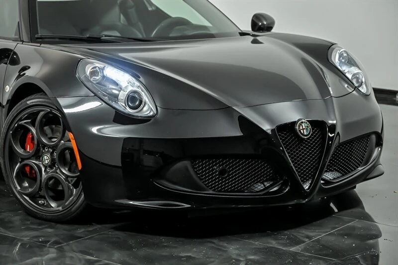 2016 Alfa Romeo 4C Spider - Image 2 of 30