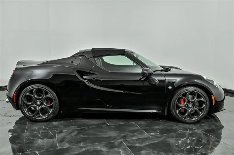 2016 Alfa Romeo 4C Spider - Image 10 of 30
