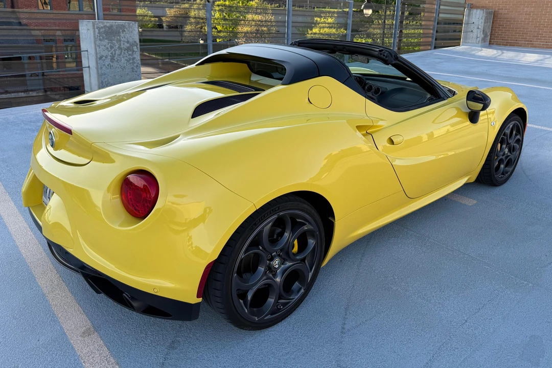 2016 Alfa Romeo 4C Spider - Image 4 of 31