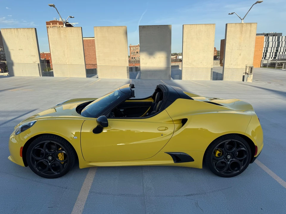 2016 Alfa Romeo 4C Spider - Image 9 of 31