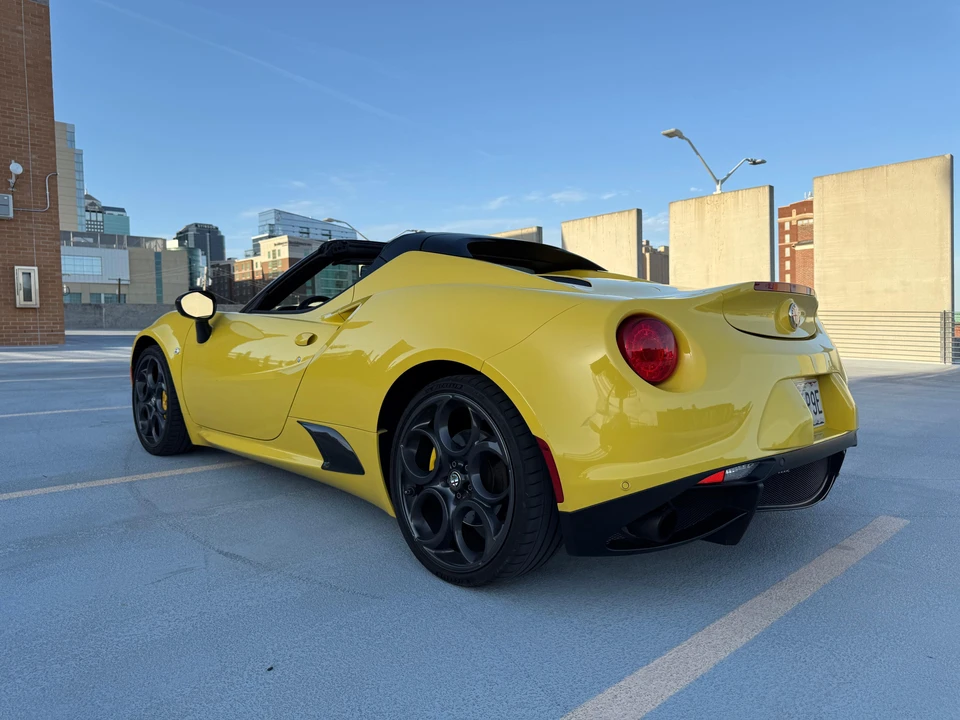 2016 Alfa Romeo 4C Spider - Image 11 of 31