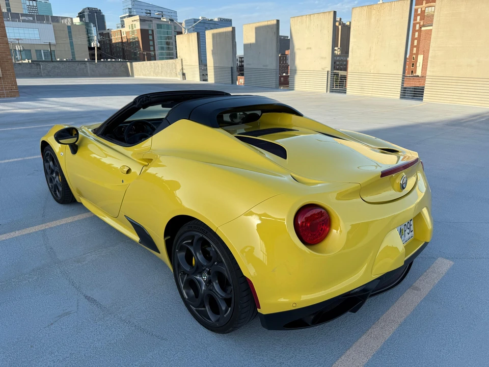2016 Alfa Romeo 4C Spider - Image 12 of 31