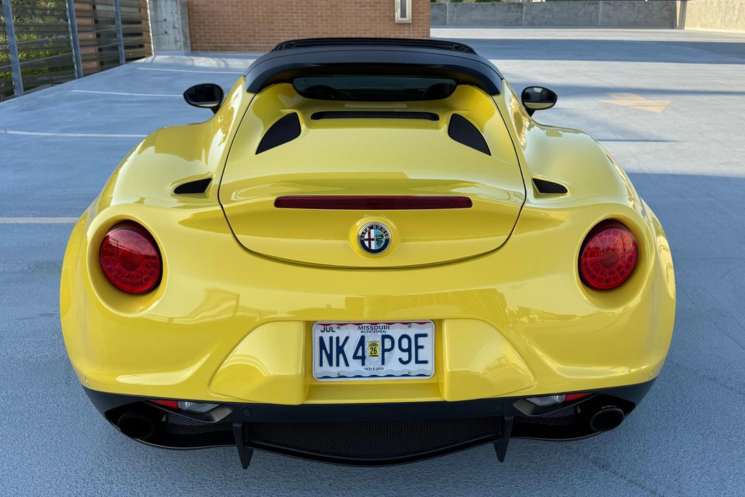 2016 Alfa Romeo 4C Spider - Image 5 of 31