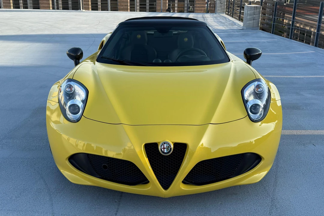 2016 Alfa Romeo 4C Spider - Image 2 of 31