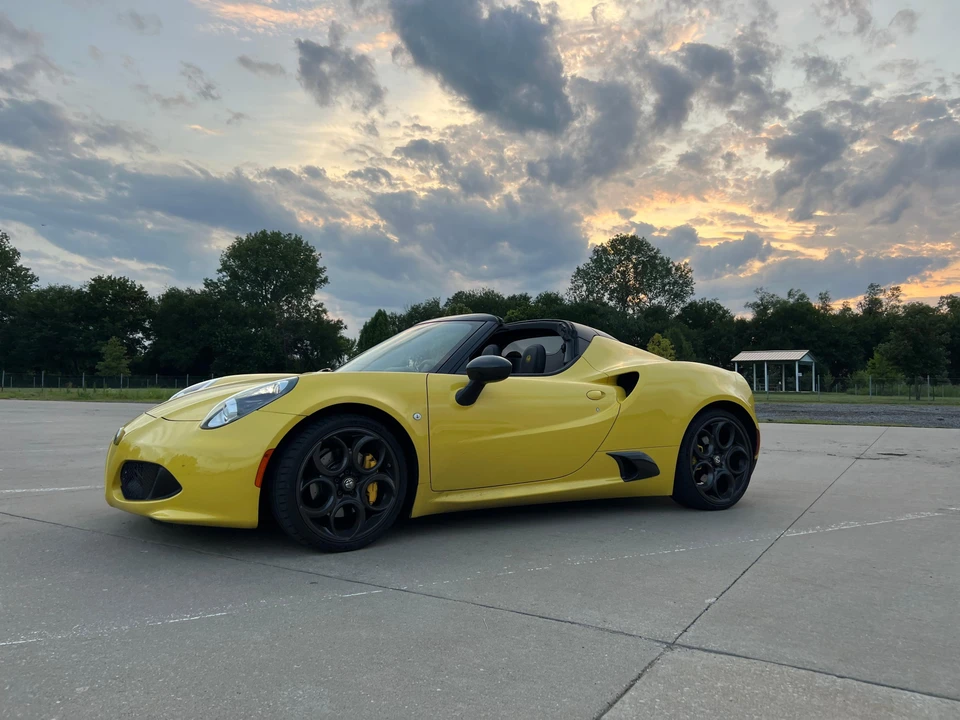 2016 Alfa Romeo 4C Spider - Image 8 of 31