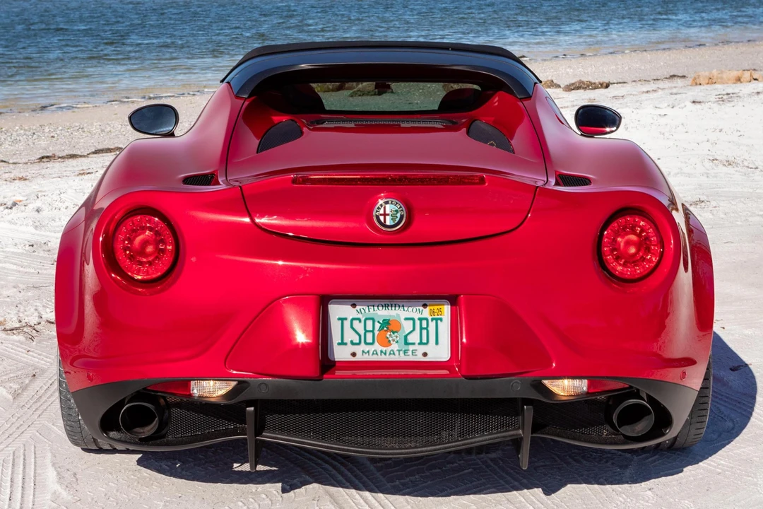 2016 Alfa Romeo 4C Spider - Image 5 of 5