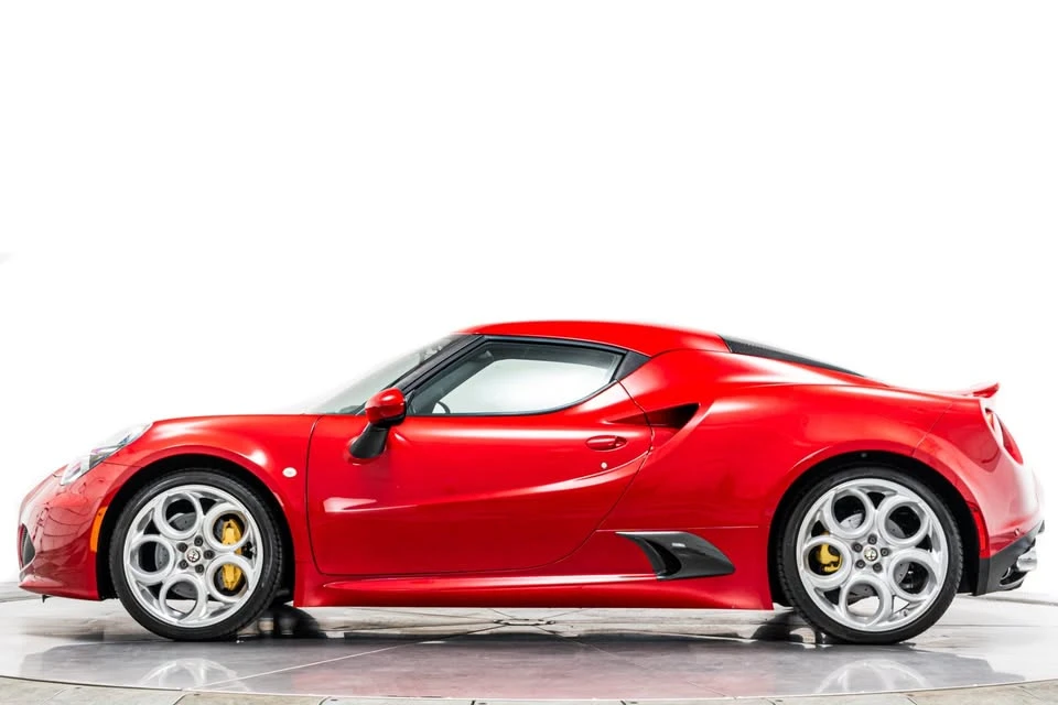 2016 Alfa Romeo 4C Coupe - Image 5 of 15
