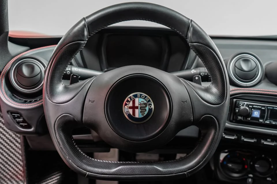 2016 Alfa Romeo 4C Coupe - Image 11 of 15