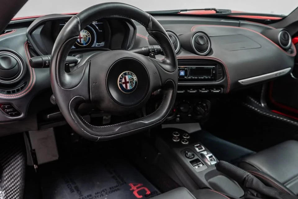 2016 Alfa Romeo 4C Coupe - Image 9 of 15