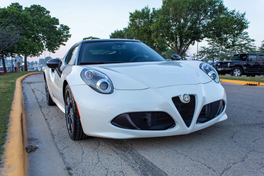 2016 Alfa Romeo 4C Coupe - Image 22 of 31