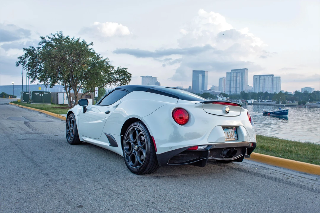 2016 Alfa Romeo 4C Coupe - Image 11 of 31