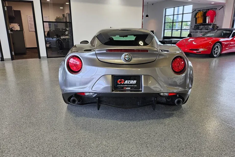 2016 Alfa Romeo 4C - Image 5 of 18